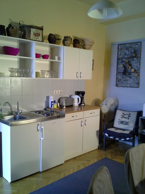 Levandium Apartman Apartment มิชโคลซ์ ภายนอก รูปภาพ